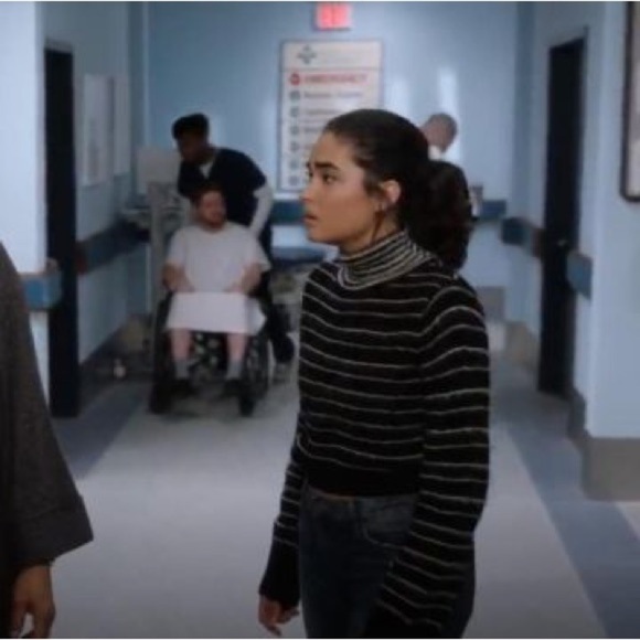 TOPSHOP Rock ‘N Roll stripe crop turtleneck size 10 VGUC - Picture 8 of 11